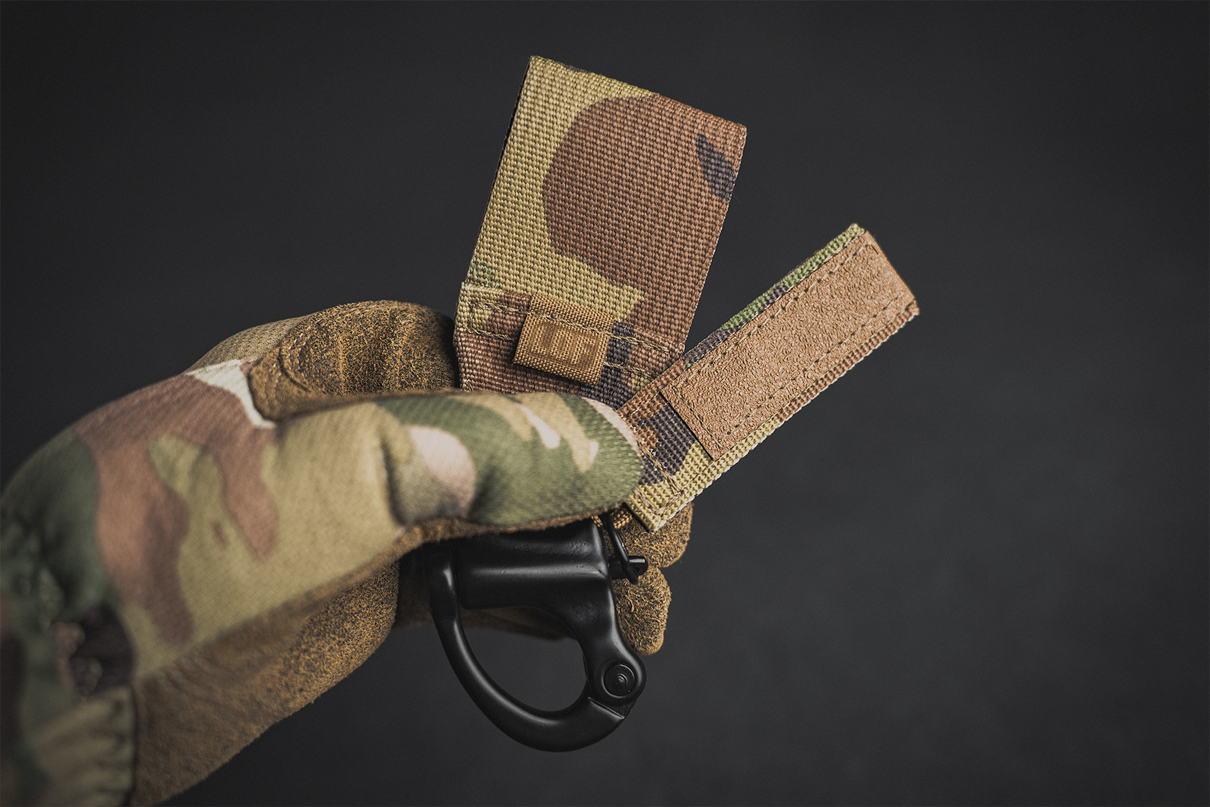K9 GunFighter Lead Release showing Pull Tab