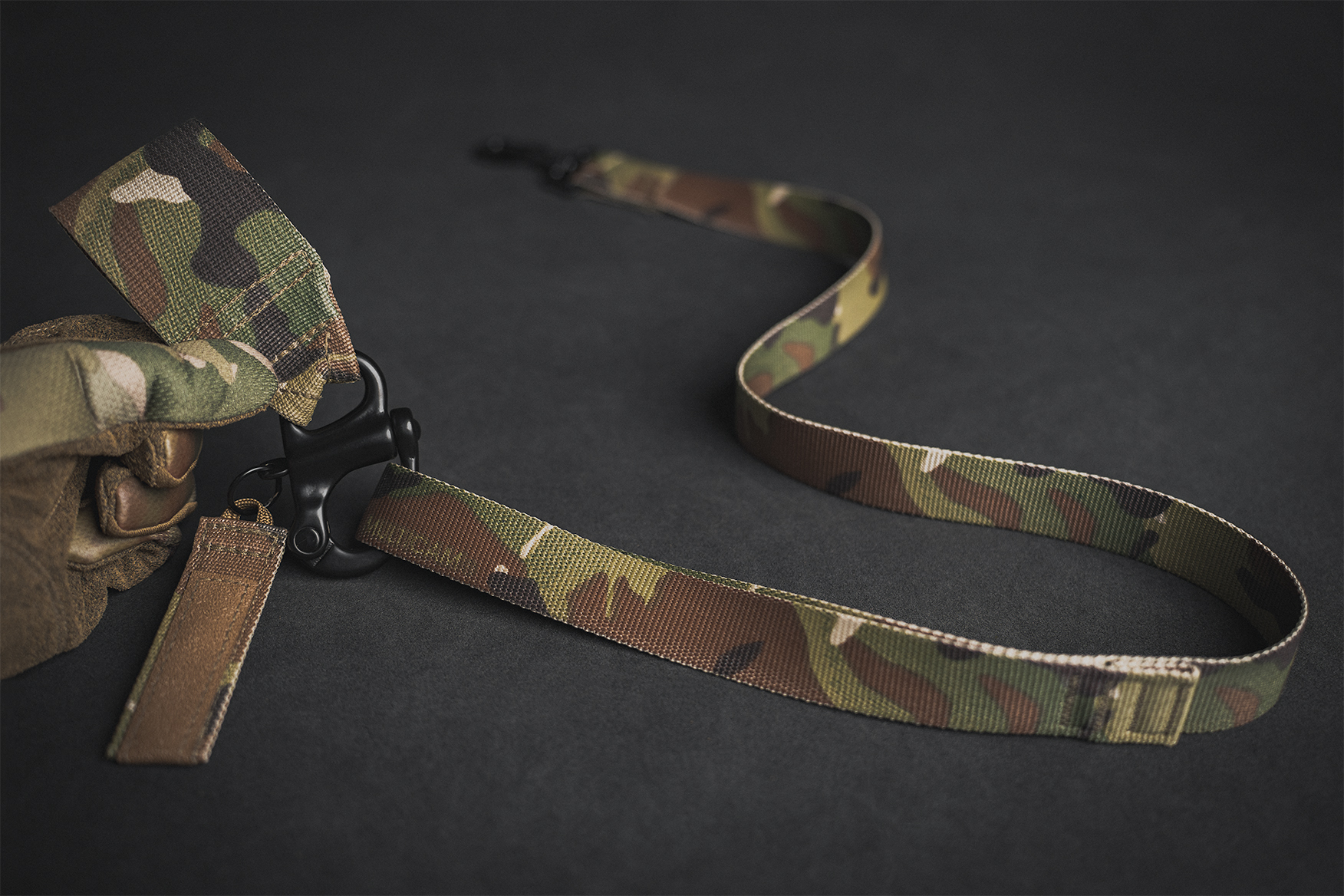 LOF K9 GunFighter Lead Release showing a Lead attached to the system