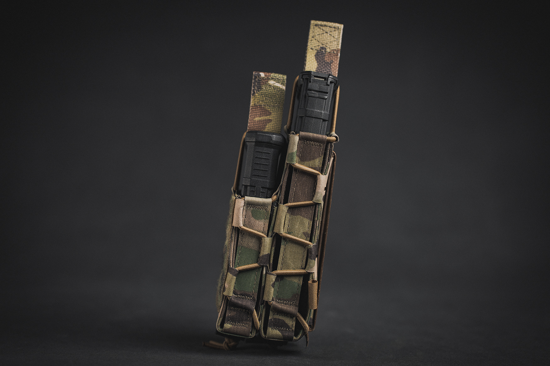 Pro-Fusion Staggered Double Rifle Mag Pouch showing all magazine styles with Bungee Retention