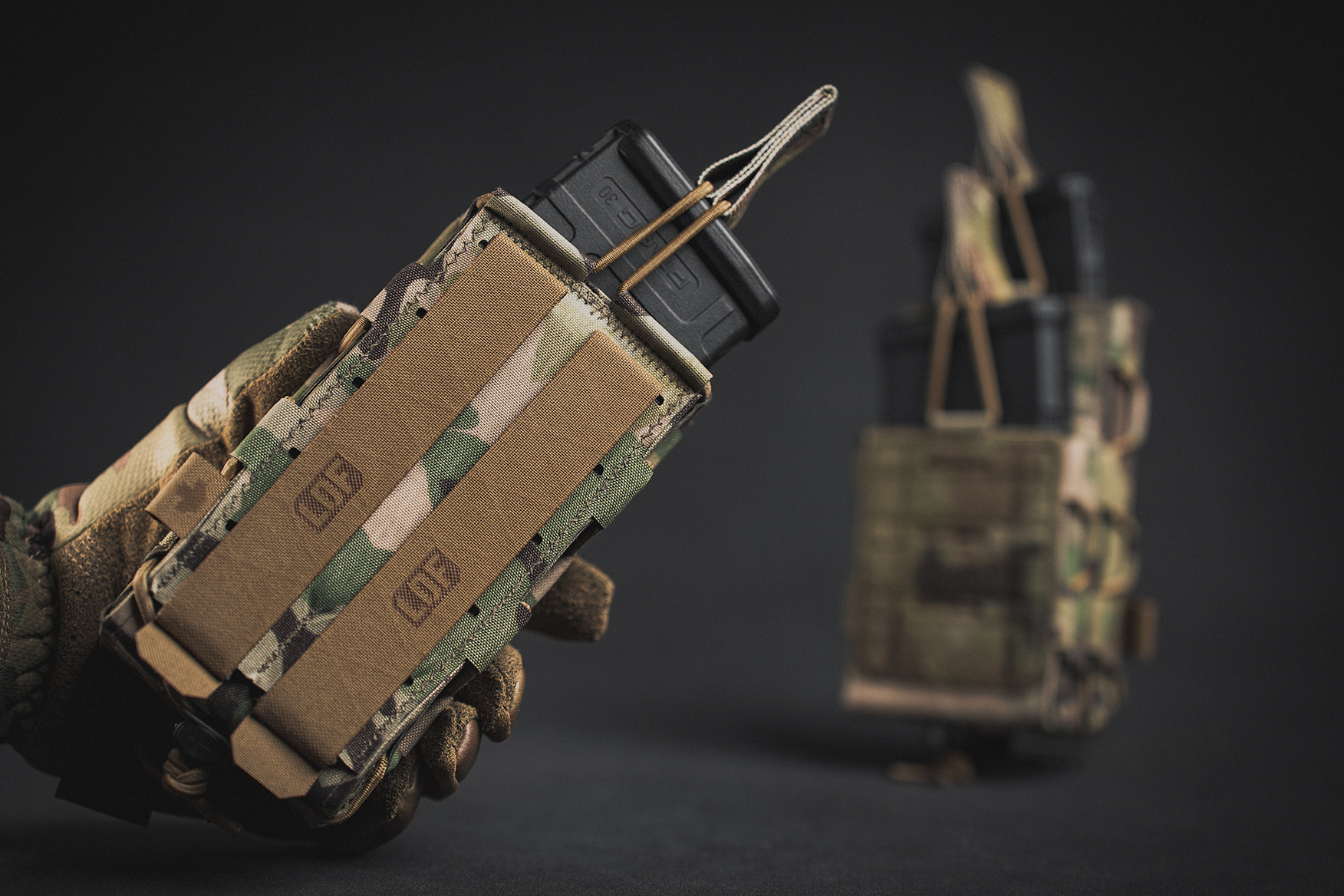 Pro-Fusion Staggered Double Bungee Rifle Pouch with MOLLE Straps