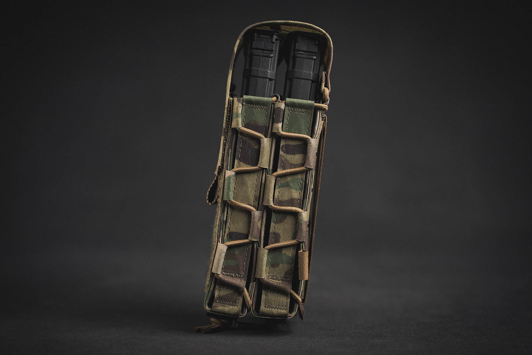 Side Profile of a Pro-Fusion Double Rifle Magazine Pouches in Multicam